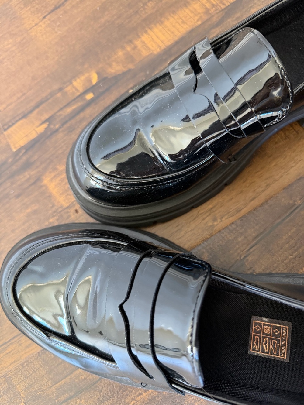 Women’s Black Patent Leather Penny Platform Loafers, US Size 9, EU Size 40